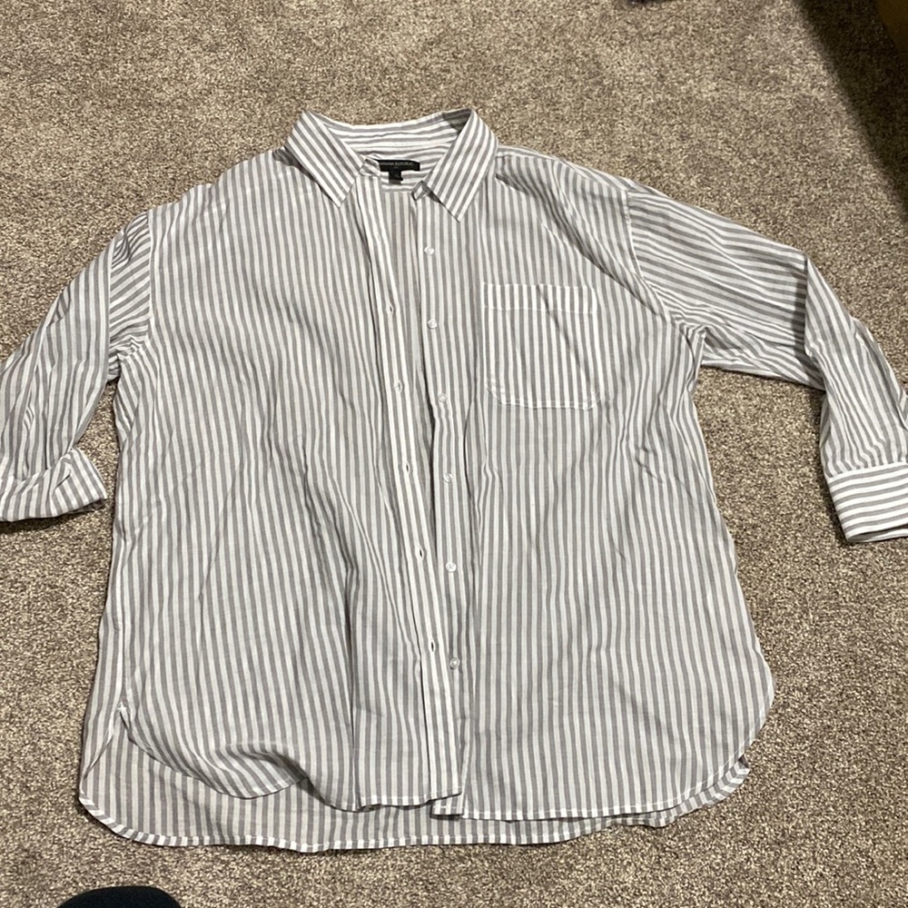 Large Banana Republic Button Down